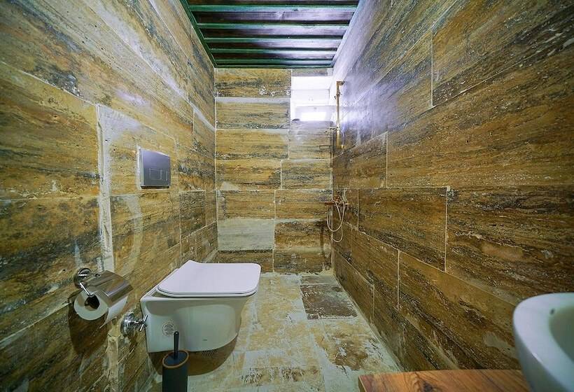 בית מלון כפרי Aysel Inn House