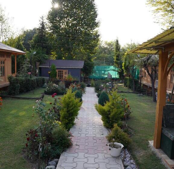 Hotel Harmukh Houseboat By Stay Pattern