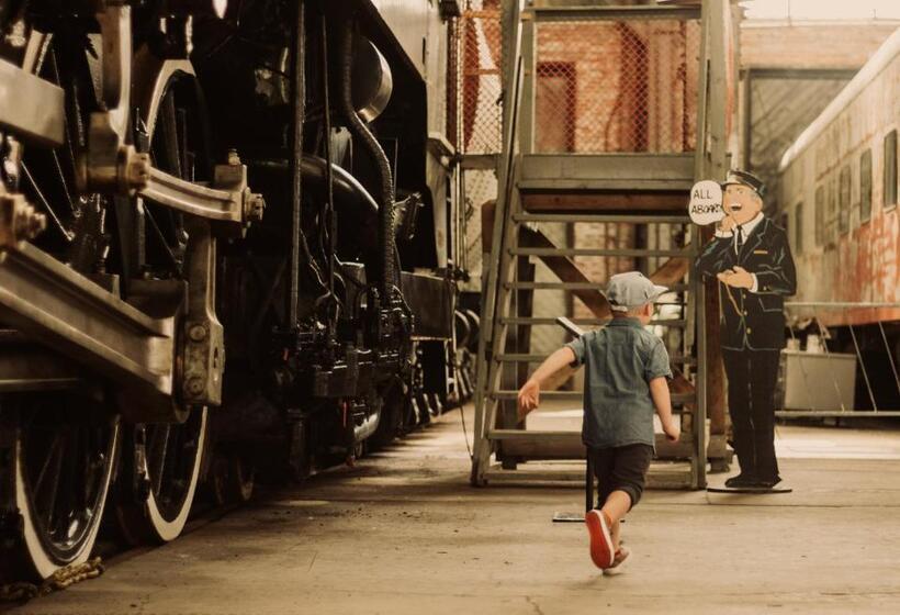 فندق Holiday Inn Express & Suites St Thomas