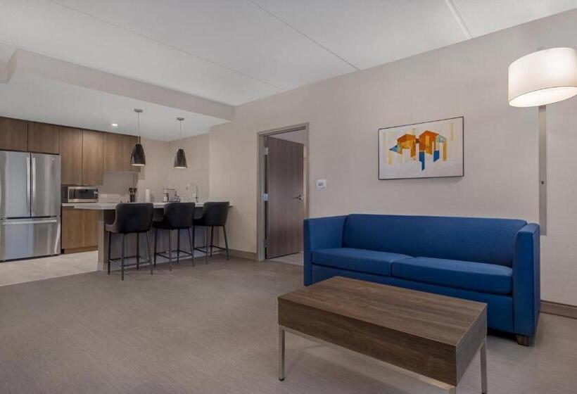 فندق Holiday Inn Express & Suites St Thomas