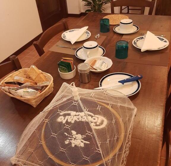 בית מלון כפרי L Albero Degli Struzzi