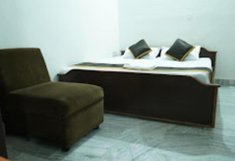 בית מלון כפרי Midtown Bihar