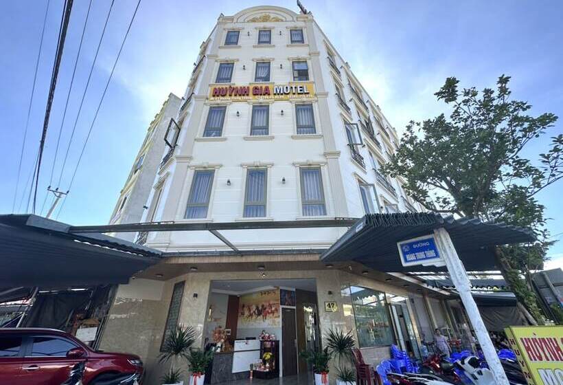 هتل Oyo 1193 Huynh Gia