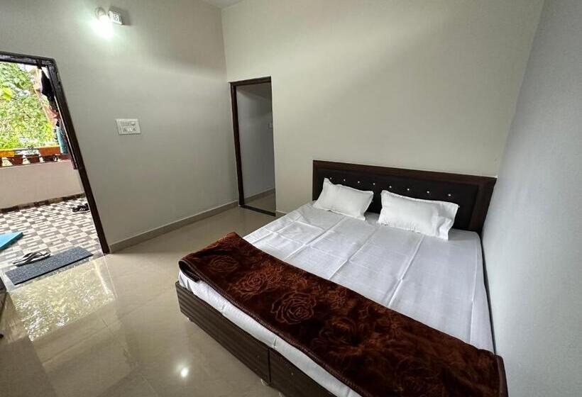 Отель Tanodiya Palace&