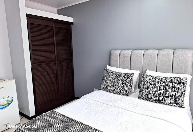 פנסיון Casa Victoria Cr