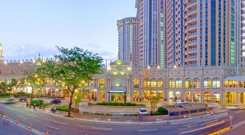 Studio Type Condo In Bgc