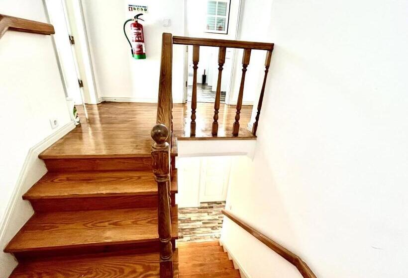 فندق صغير Carcavelos Summer Beach