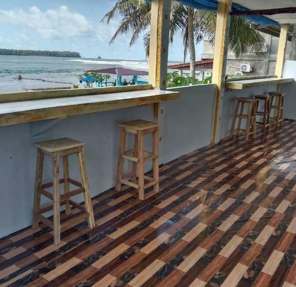 ユースホステル Friendly Losmen