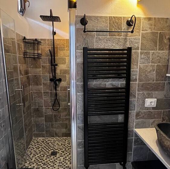 민박 Locazione Turistica Il Boschetto