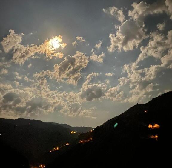 Bed and Breakfast Notena Suit Otel