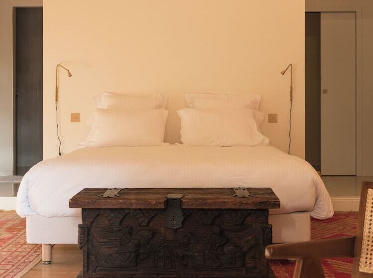 צימר Petit Chateau Vercourt