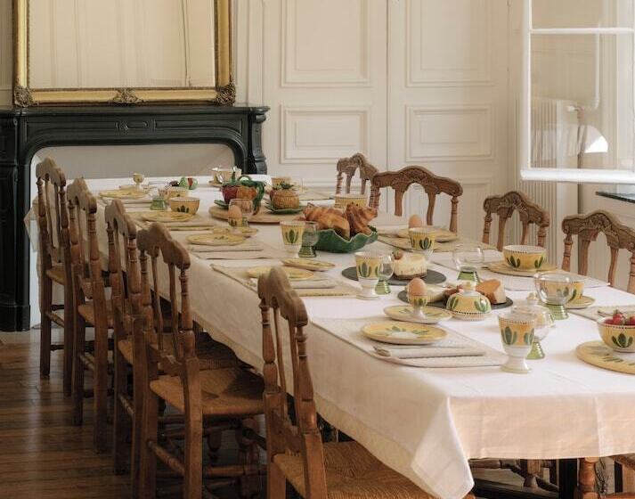 צימר Petit Chateau Vercourt