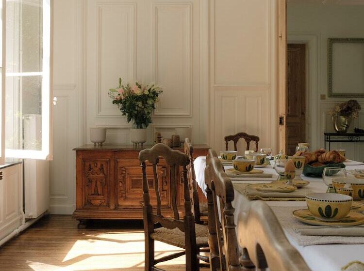 צימר Petit Chateau Vercourt