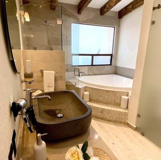 Отель Porta Paradiso Albergo Boutique