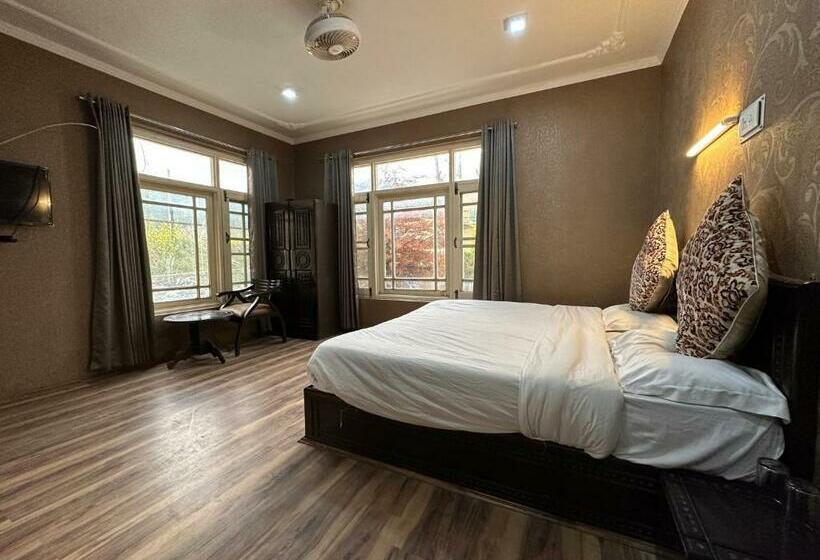 호텔 The Lidder View Resort