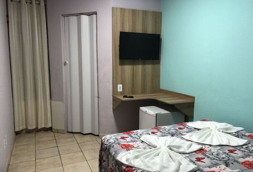 ホテル Pousada Moryah