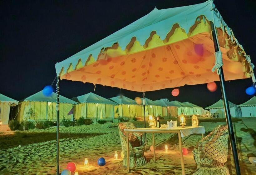 בית מלון כפרי The Oberoi Luxurious Camp