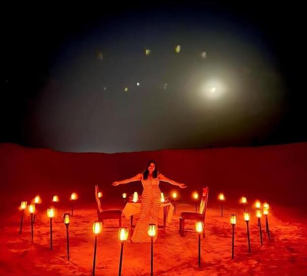 בית מלון כפרי The Oberoi Luxurious Camp