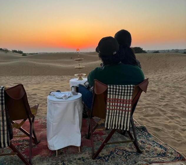 בית מלון כפרי The Oberoi Luxurious Camp