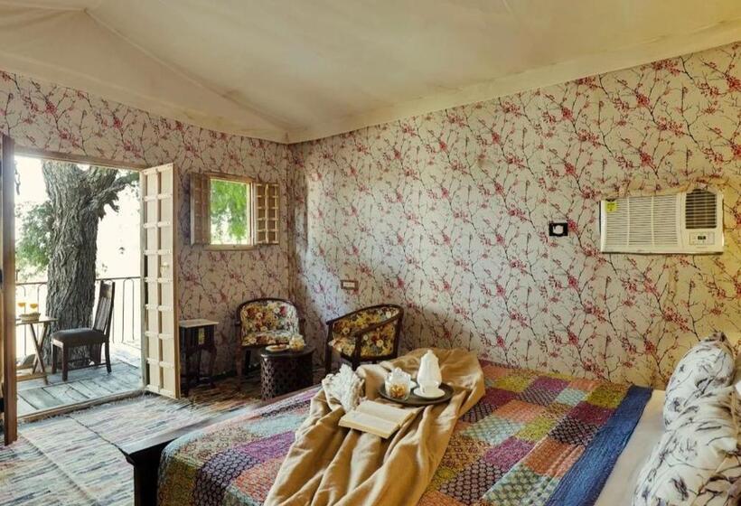 בית מלון כפרי The Oberoi Luxurious Camp