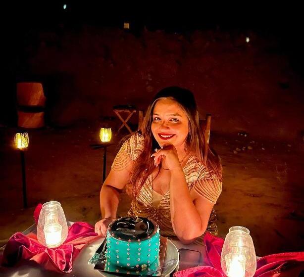 בית מלון כפרי The Oberoi Luxurious Camp