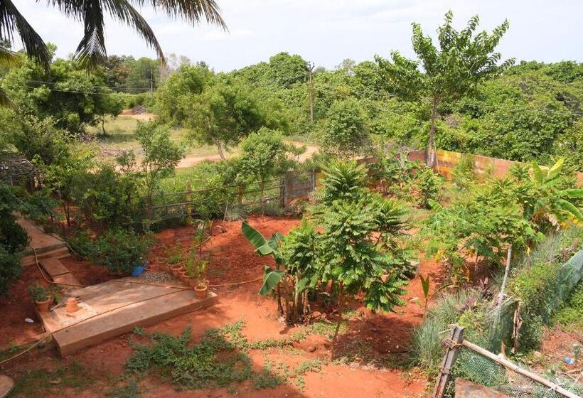 酒店 Sizzling Inn Pondy