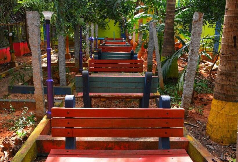 酒店 Sizzling Inn Pondy