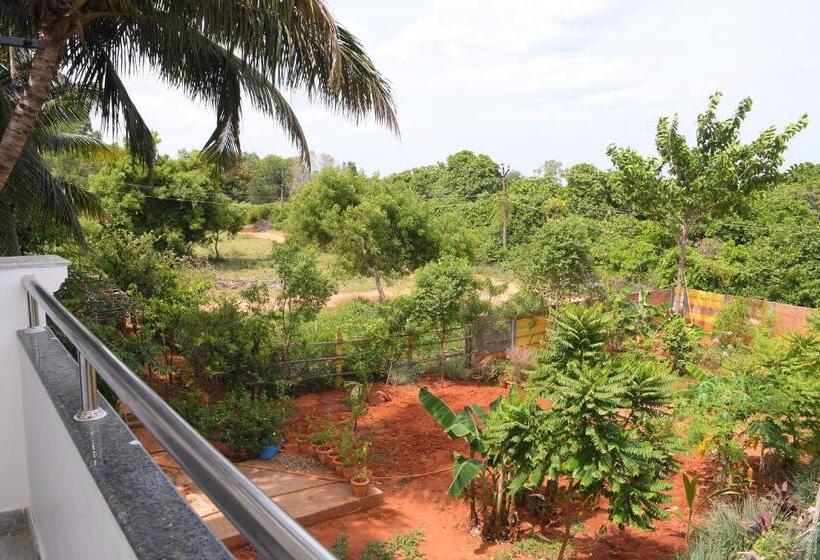 酒店 Sizzling Inn Pondy