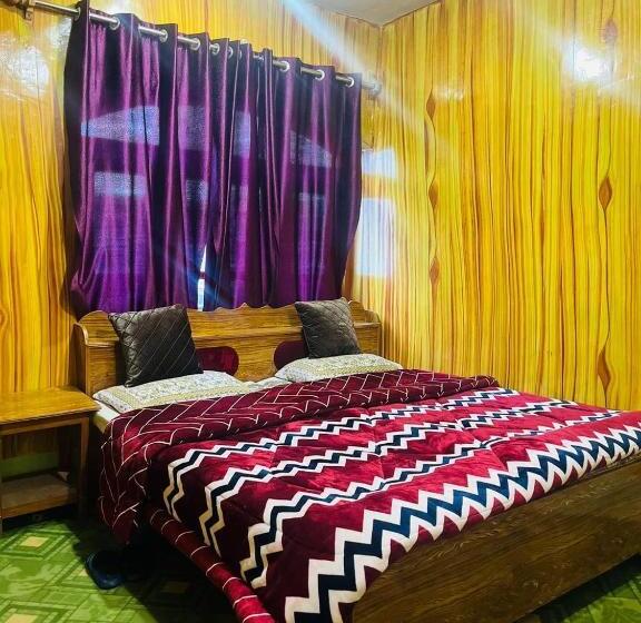 Hotel Sonamarg Snow View