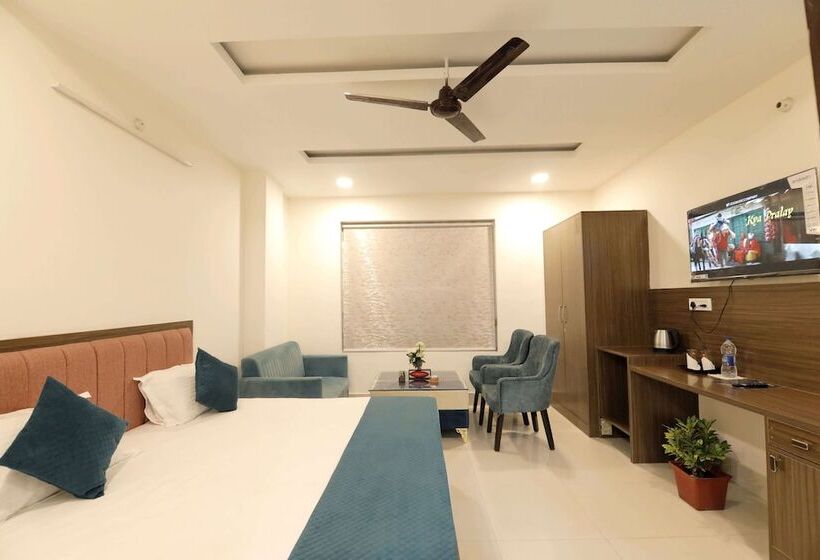 ホテル The Heights