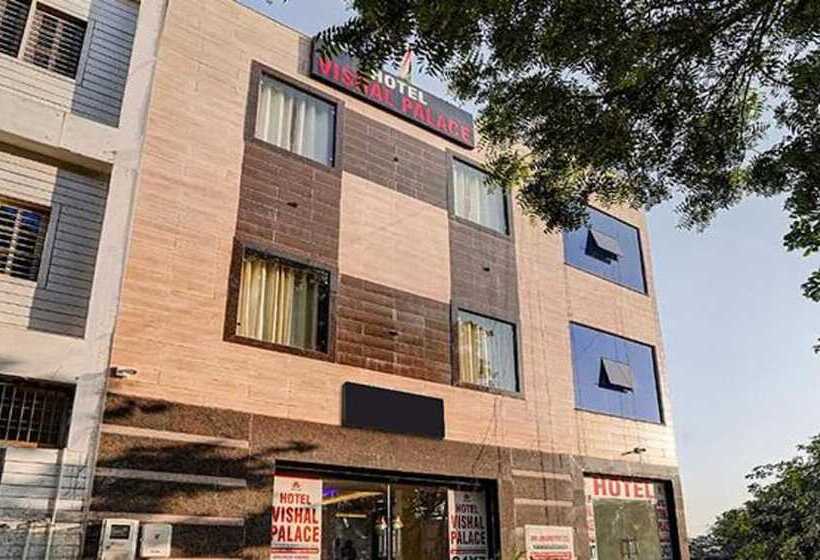 Fabhotel Vishal Palace