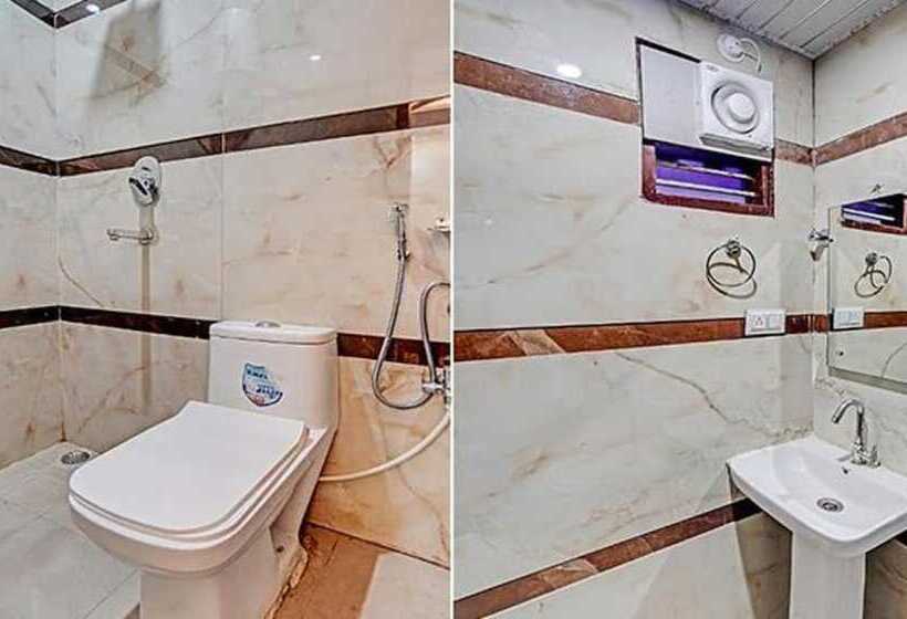 Fabhotel Vishal Palace