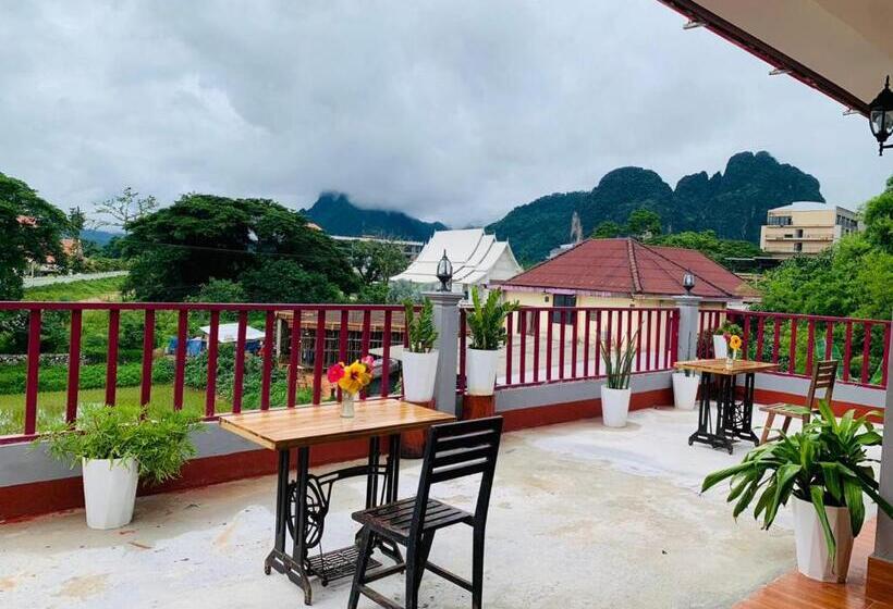 پانسیون Inthila Garden Guest House