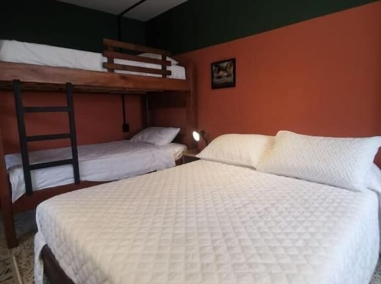 مبيت وإفطار La Bonita Guesthouse