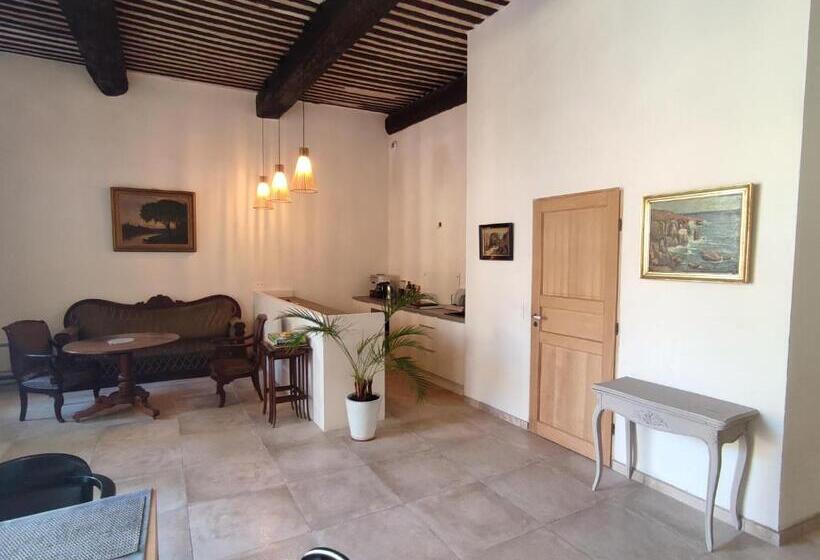تختخواب و صبحانه Le Clos Du Grenadier, Maison D Hôtes