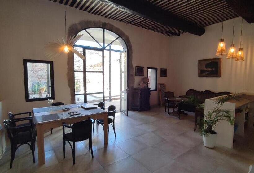 تختخواب و صبحانه Le Clos Du Grenadier, Maison D Hôtes