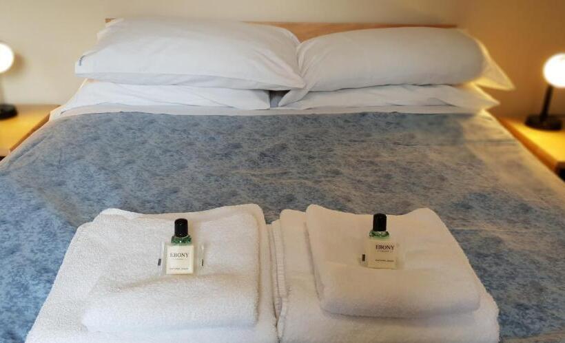 Bed and Breakfast St Chad S College