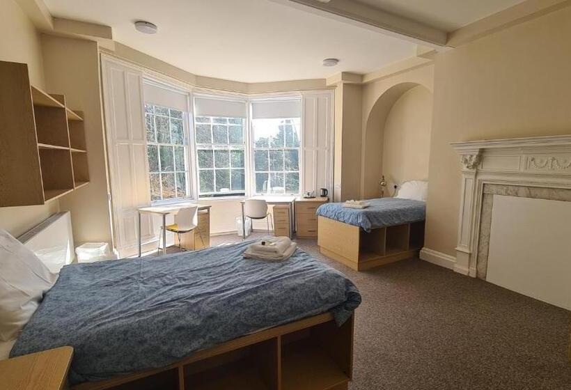 Bed and Breakfast St Chad S College