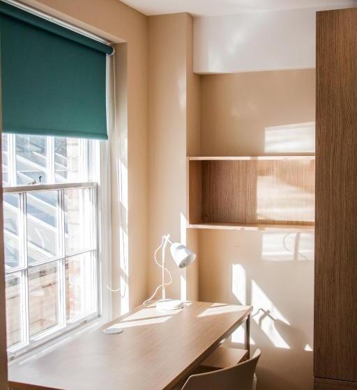 Bed and Breakfast St Chad S College