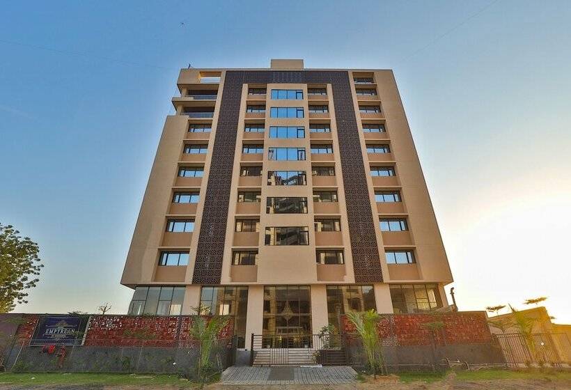 Fabhotel Prime Empyrean