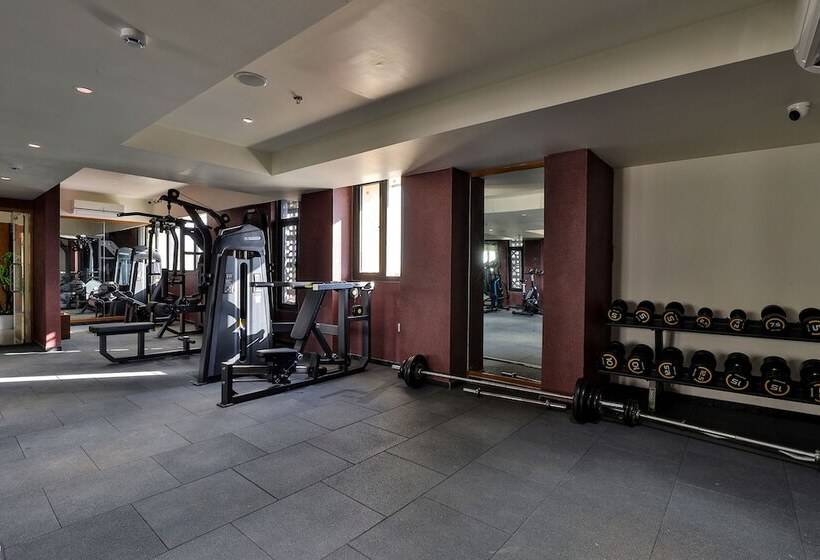 Fabhotel Prime Empyrean