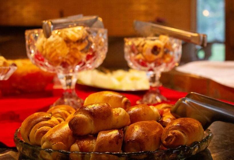 Отель Goldmen Select Guarapuava