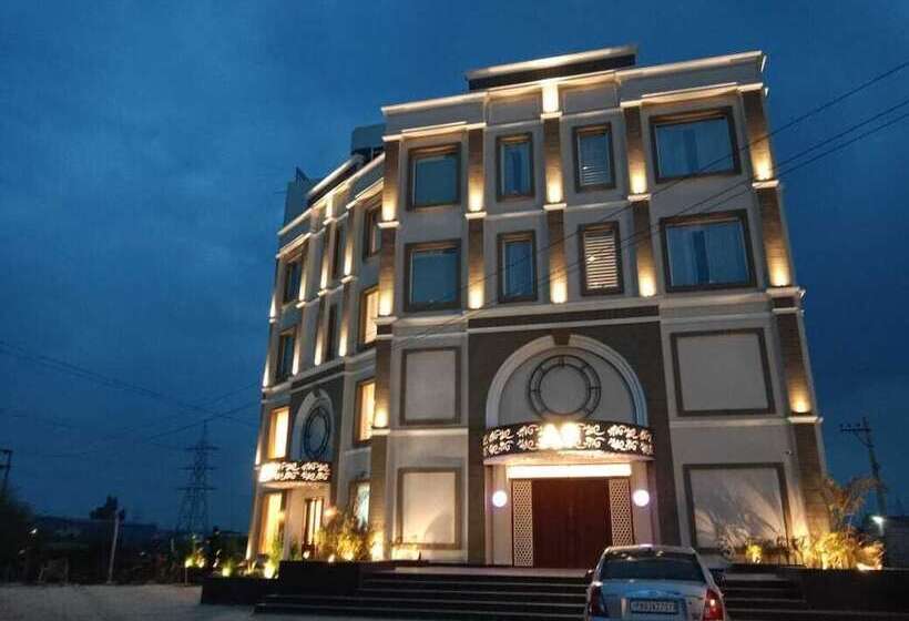 בית מלון כפרי A9 Barnala