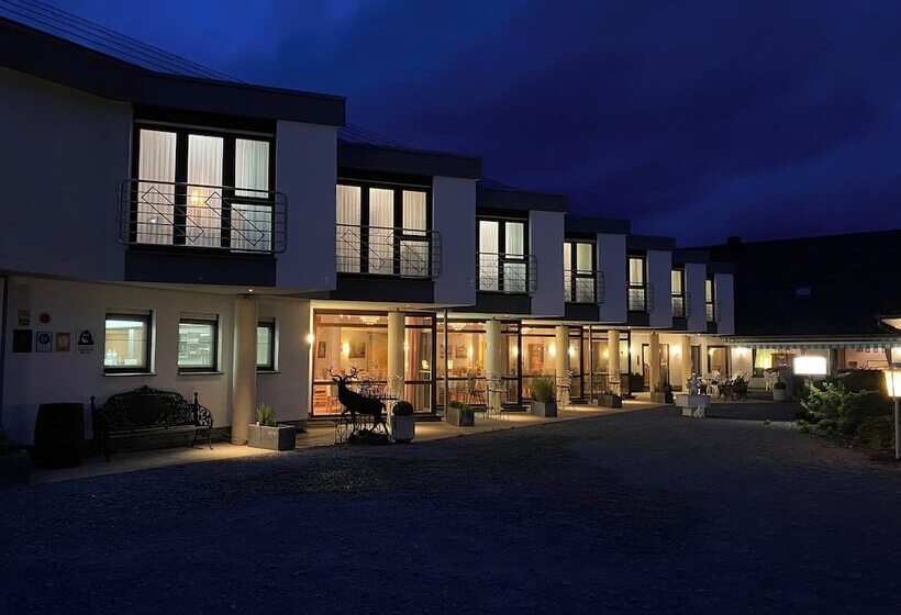 בית מלון כפרי Altitude