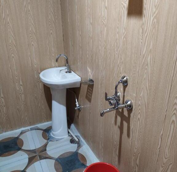 호텔 P.k. Resort Kedar Valley Triyuginarayan Road, Sonprayag