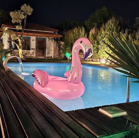 فندق Portofino Urla Boutique