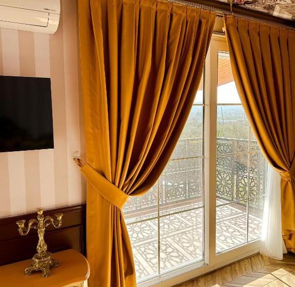 בית מלון כפרי Portofino Urla Boutique