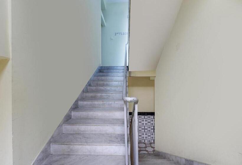 هتل Spot On 81234 Gb Guest House