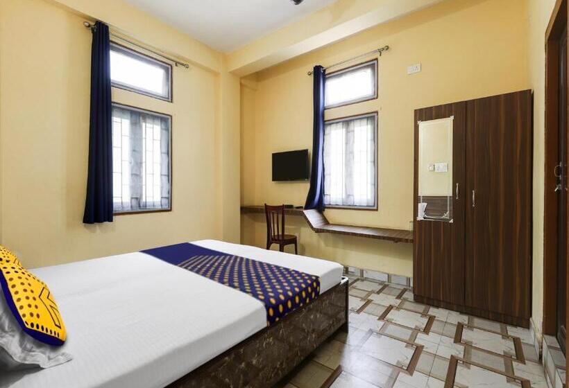 هتل Spot On 81234 Gb Guest House