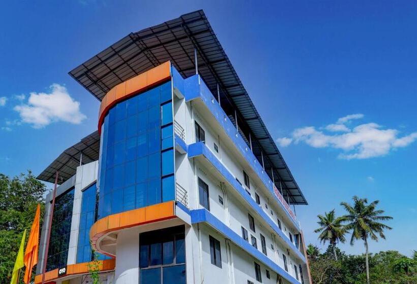 فندق Spot On Green Inn